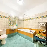 ペンション ガーデナ ゲストハウス 3*