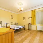 ゲストハウス ペンション ガーデナ 3*