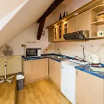 ゲストハウス ペンション ガーデナ チェスキー クルムロフ