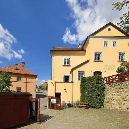 ペンション ガーデナ 3*